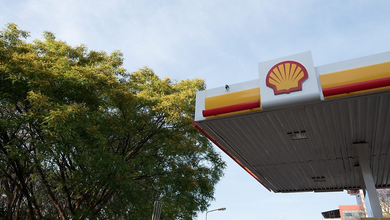 Shell assistant opening bonet