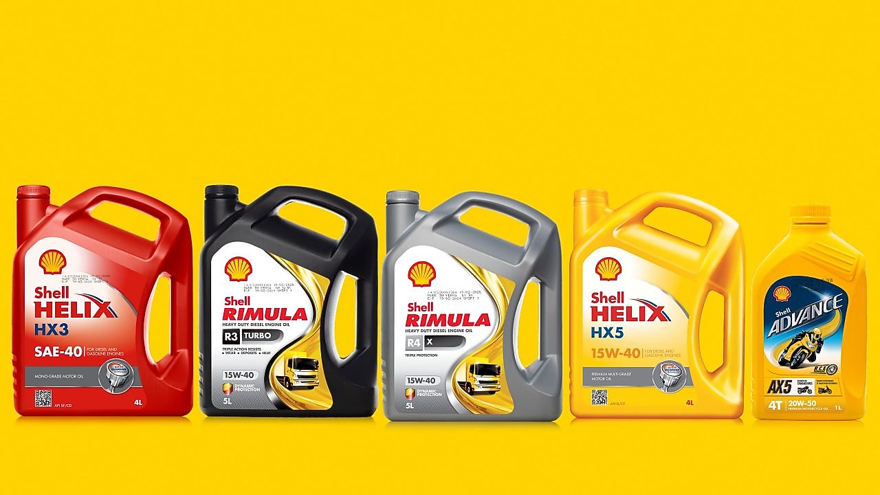 Shell Helix HX3 motor oil bottle, formulated for reliable engine performance.